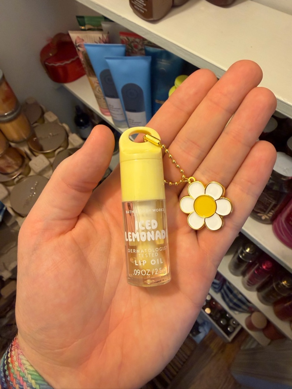 Bath & Body Works Iced Lemonade Lip Oil with Daisy Charm